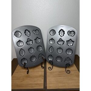 Wilton Harvest/Autumn Fall Muffin or Cake Pan Discontinued 12 designs Set Of 2